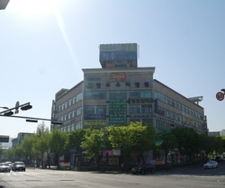 전주 우리병원 "척추관 협착증, 수술보다 단계