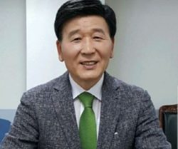 시태봉 전주우리병원 행정원장, 어르신 건강과 행복 전도
