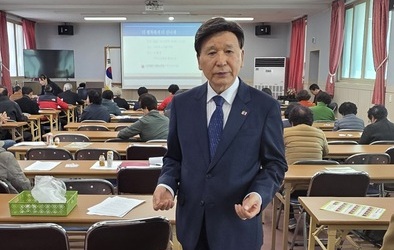 더 행복하게 더 신나게