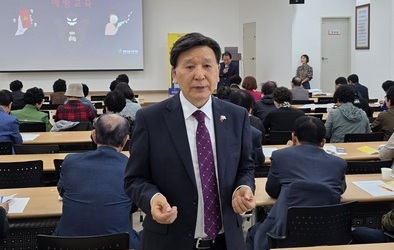 건강하고 행복한 100세 시대